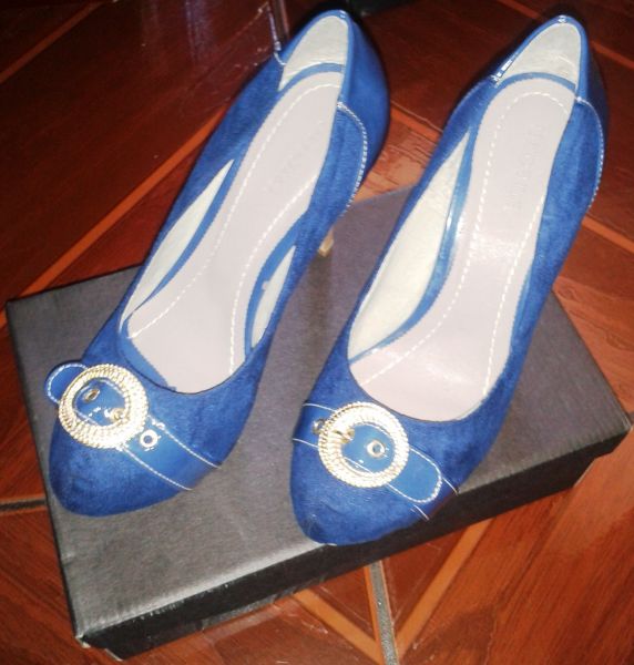 Azul